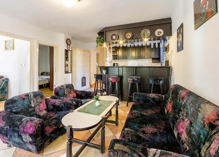 Vakantiehuis Kiwi By Interhome Balatonfenyves